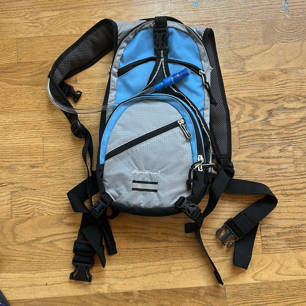 Eddie Bauer Hydration Hiking Backpack Daypack
